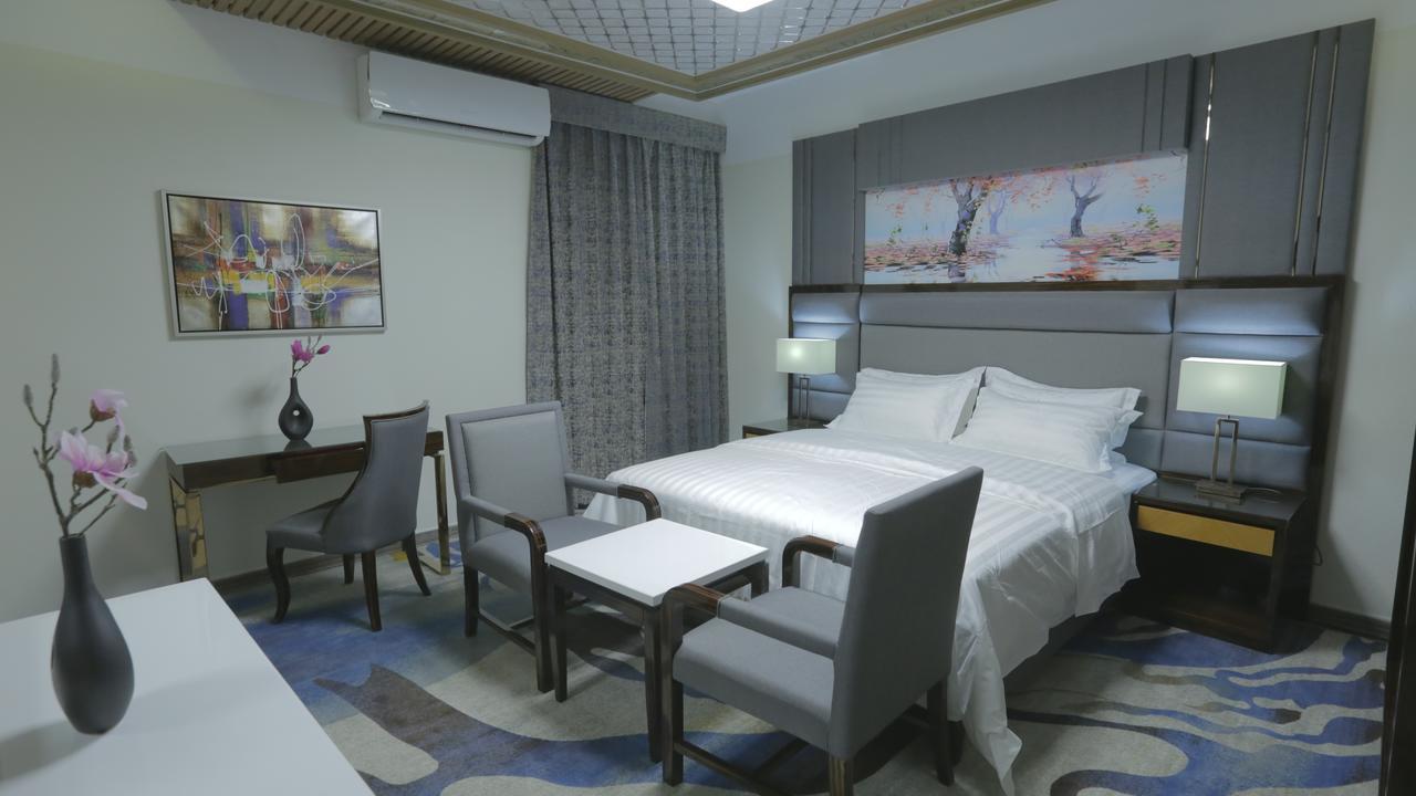 Niyaf Hotel Appartments Khamis Mushait Exteriér fotografie