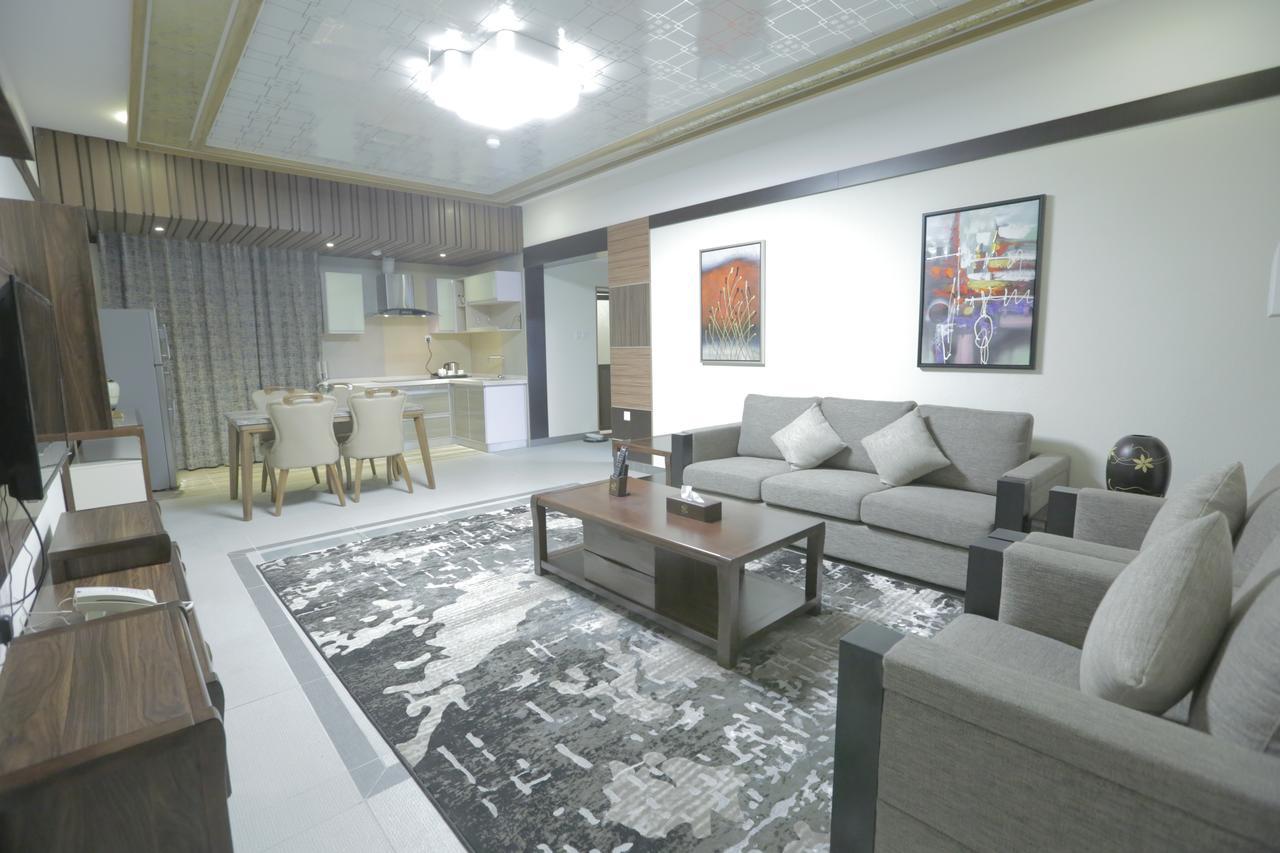 Niyaf Hotel Appartments Khamis Mushait Exteriér fotografie